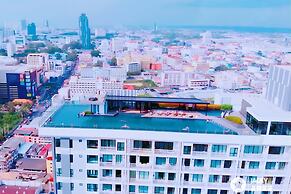 Central Pattaya Condo High Floor With A View