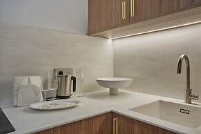 Superb AC Apartment Roosevelt Saint Honore