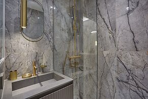 Superb AC Apartment Roosevelt Saint Honore