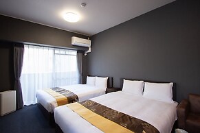 THE LANG HOTEL