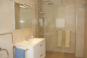 Anabel House With Private Pool