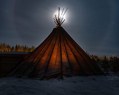 Arctic Lumo Resort