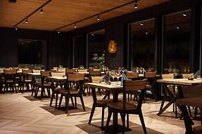 Arctic Lumo Resort