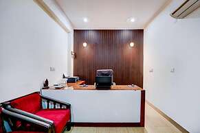 Hotel maayra inn