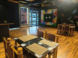 Hotel OPM & Restaurant