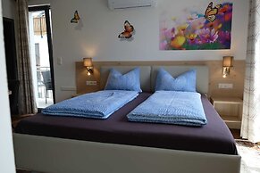 Rana's B&B