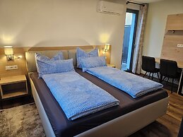 Rana's B&B