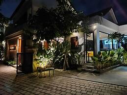 Padinis Villa & Coffee