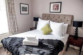 The Royal Oak Hotel