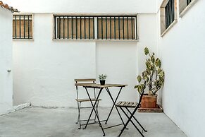Estrela House II by Homing