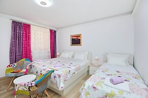Azinovic Apartments