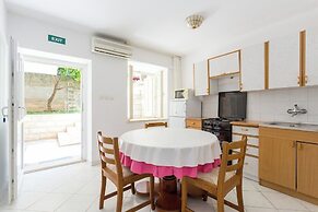 Azinovic Apartments
