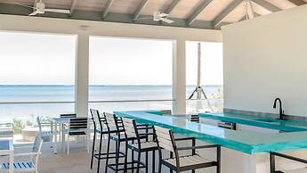 Two Bedroom Cable Beach Condo With Patio