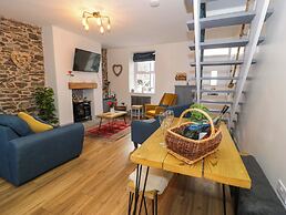8 Watkin Street