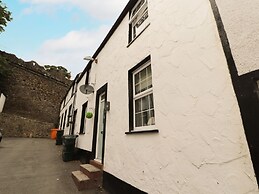 8 Watkin Street