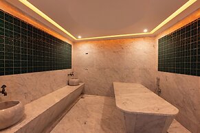 QUİ HOTEL & SPA