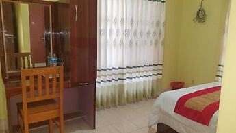 London House Resort