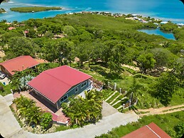 Roatan Infinity Pool & Ocean View