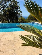 Roatan Infinity Pool & Ocean View