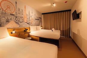 easyHotel Valencia Ciutat Vella