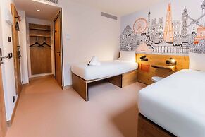 easyHotel Valencia Ciutat Vella