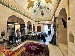 Petra Şah Konağı