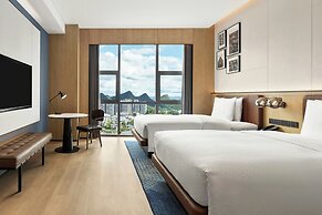 Four Points by Sheraton Guiyang Shilihetan