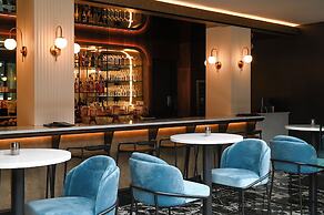 CLUBHAUS Hotel