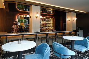 CLUBHAUS Hotel