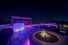 CLUBHAUS Hotel