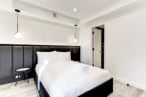 CLUBHAUS Hotel