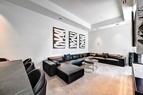 CLUBHAUS Hotel