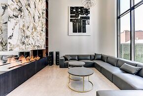 CLUBHAUS Hotel