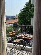 Queen Seagull Boutique Hotel