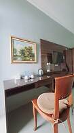 Aries Biru Hotel & Villa