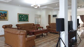 Aries Biru Hotel & Villa