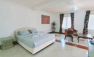 Aries Biru Hotel & Villa