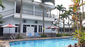 Aries Biru Hotel & Villa