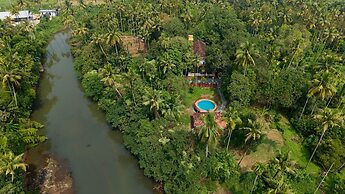 Seclude Karthika Nivas Thrissur