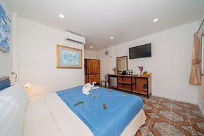 Oceanview Bungalows by EAT, Karon Beach