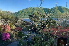 Locarno Area: Quiet Lake View Escape 2