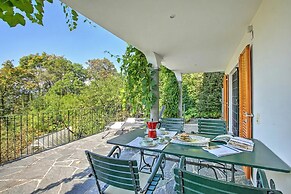 Locarno Area: Quiet Lake View Escape 2