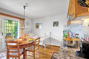 Locarno Area: Quiet Lake View Escape 1