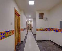 HOTEL Tralveller In LUCKNOW