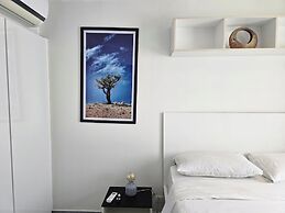 Bright & Breezy -1BR T1 211