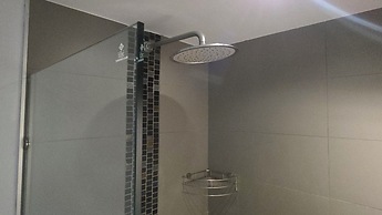 Bright & Breezy -1BR T1 211