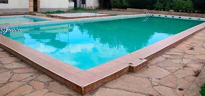 Esiram Hotel Narok