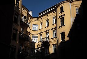 OLD TOWN Charm & Chic by Downtown Apartments