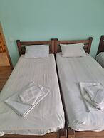 Hotel Nina