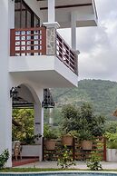 Las Golondrinas El Zonte El Salvador
